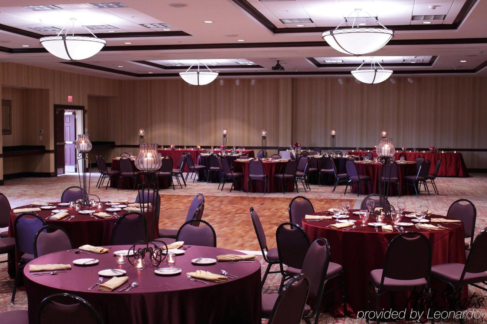 Doubletree By Hilton Front Royal Blue Ridge Shadows Hotel Bagian luar foto